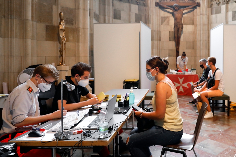 Továbbra is magas az új fertőzöttek száma Ausztriában