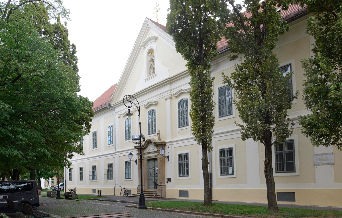 Felújították a bencés rendházat Celldömölkön