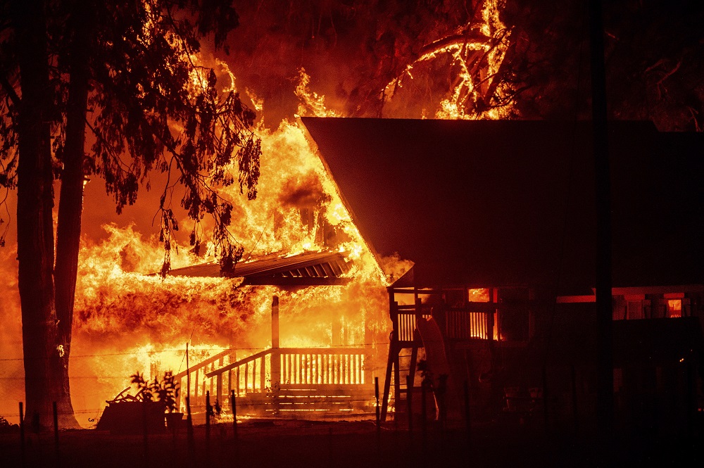 Erdőtűz Kaliforniában