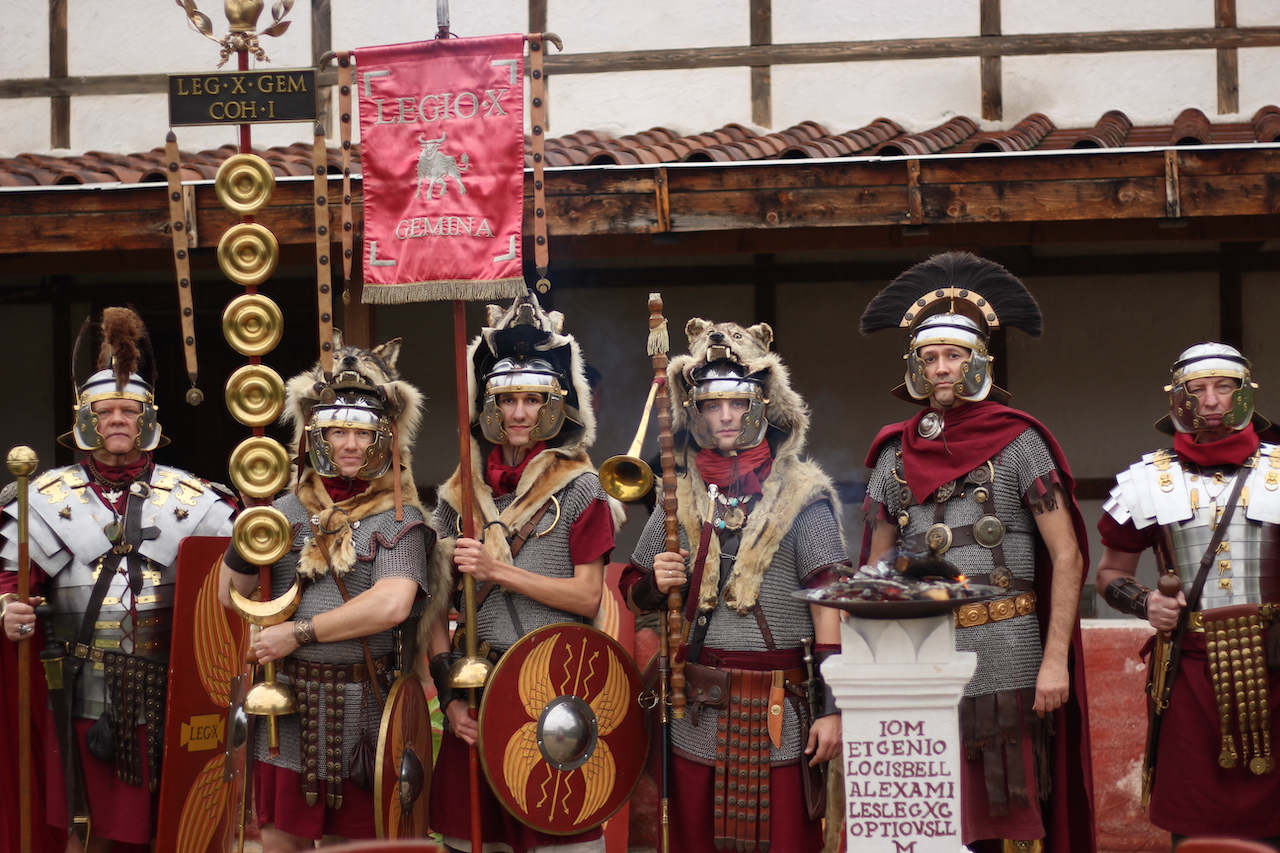 Ave Servius Bellius!