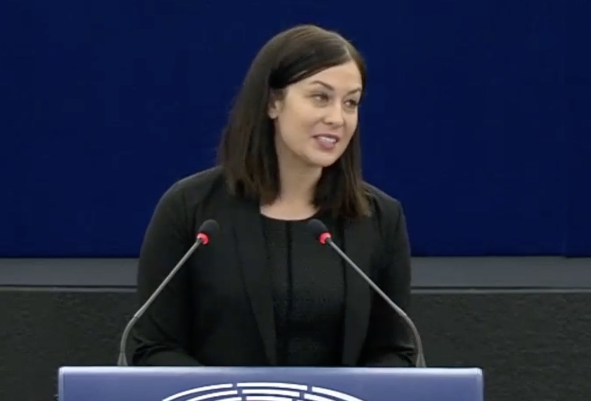 Cseh Katalin az EP-vitában: „Orbán Viktor a Kreml számára ajándék”