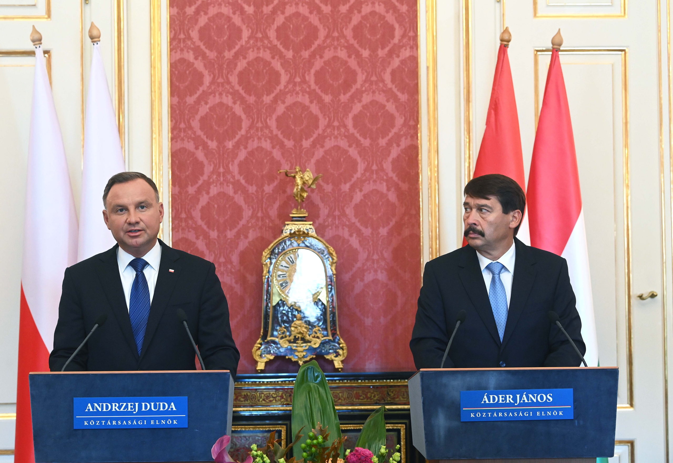 Lengyel elnök: komolyan vesszük a határ őrzését