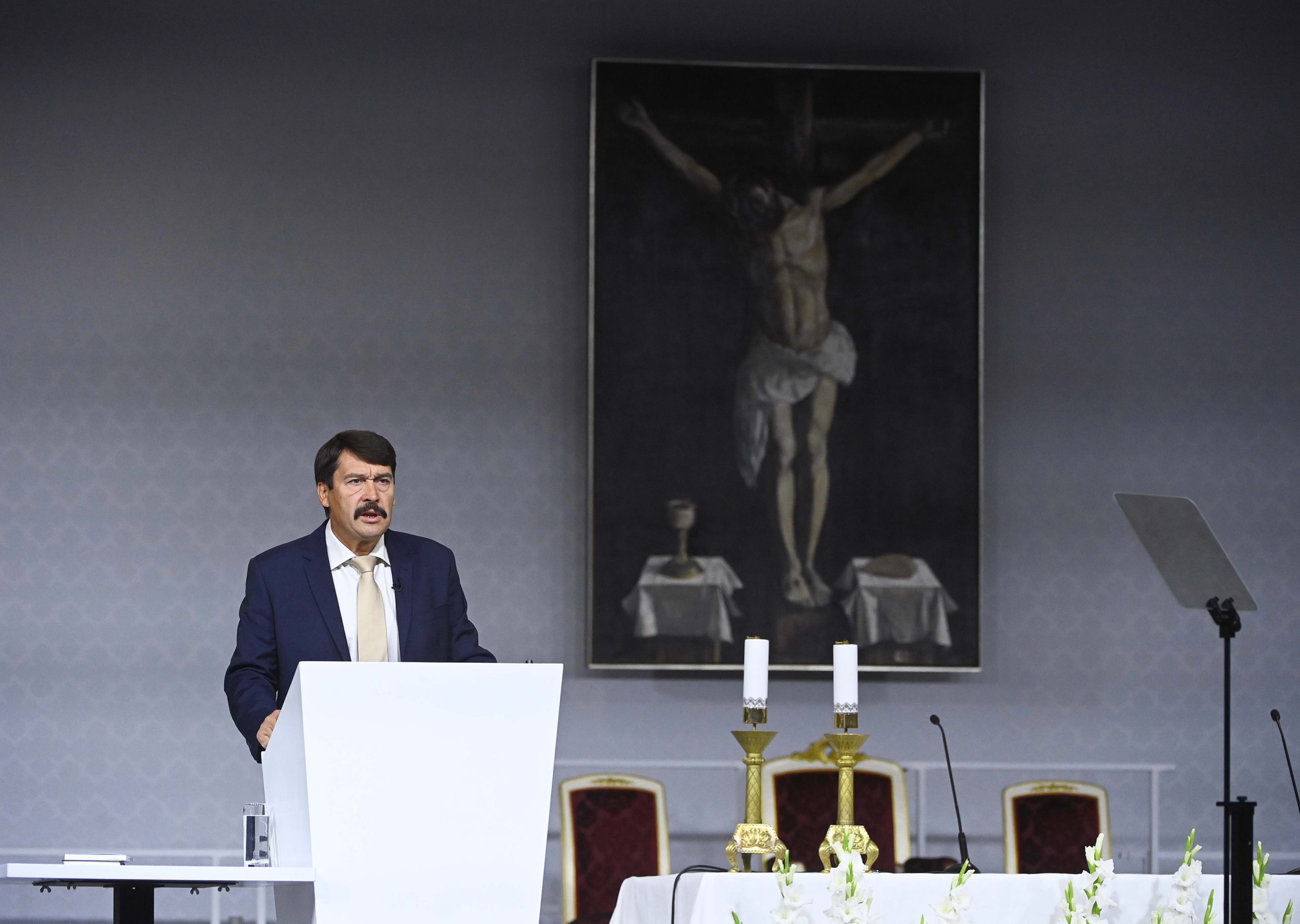 Áder János: Isten keresése, befogadása cselekvő aktivitást jelent