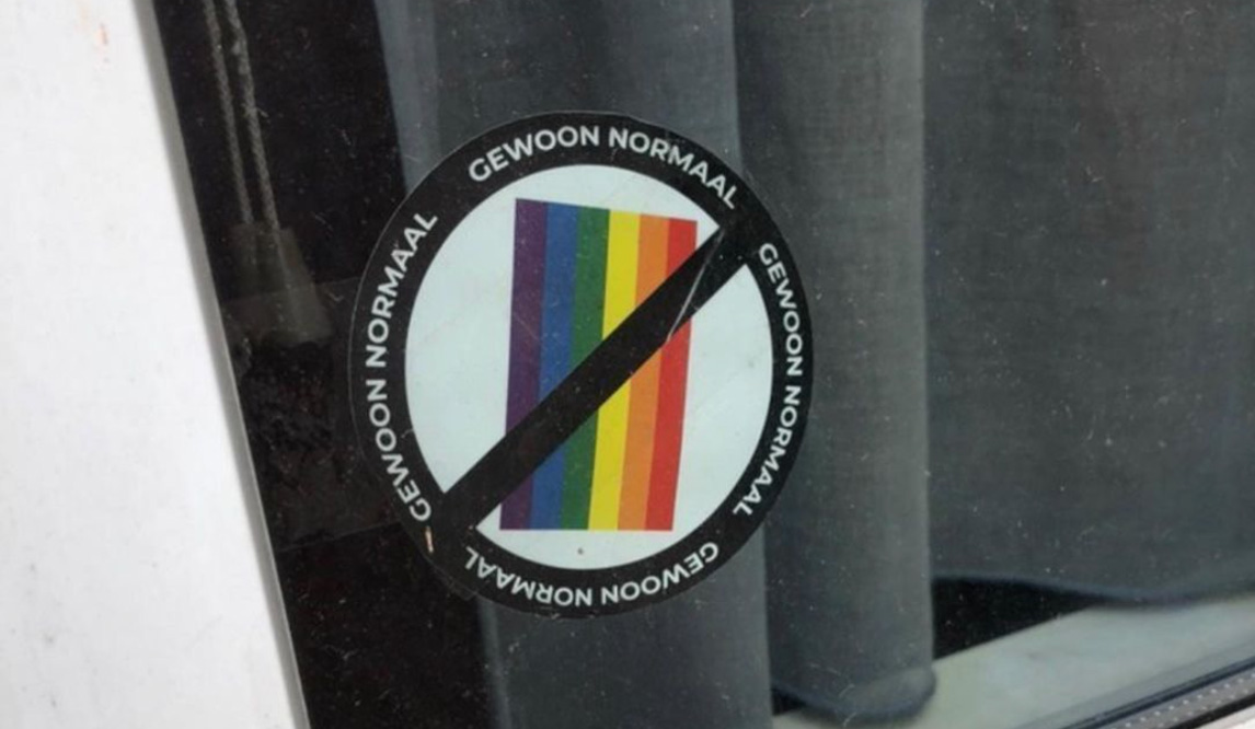 LMBTQ-ellenes matricák miatt nyomoz a belga rendőrség