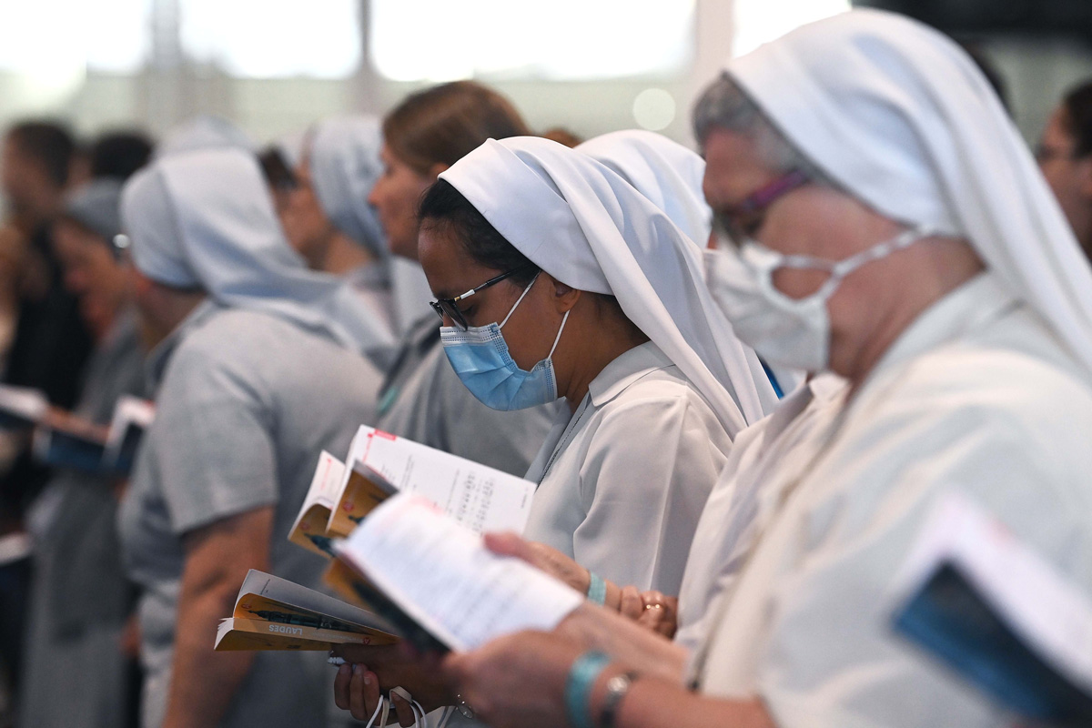 Résztvevők a Nemzetközi Eucharisztikus Kongresszuson