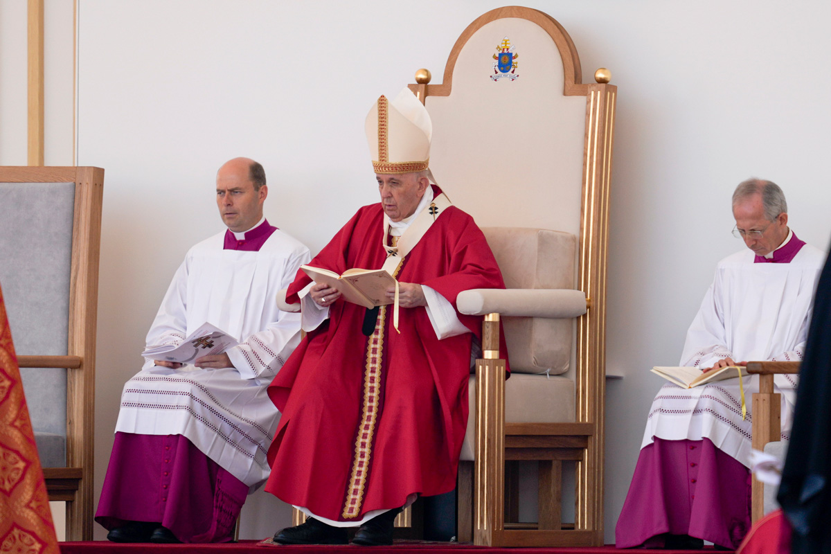 Ferenc pápa a kereszt jelentőségéről beszélt Eperjesen