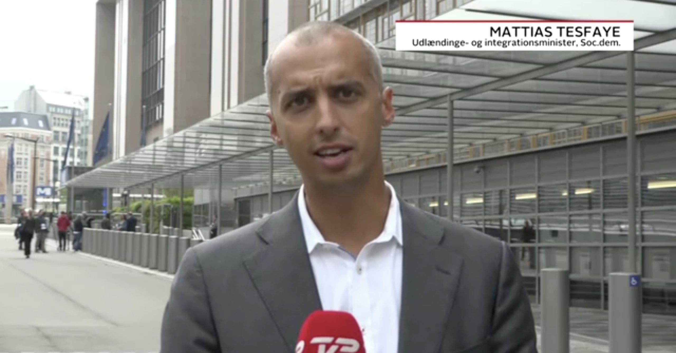 Dán miniszter: Hiba volt Orbán Viktort bírálni a kerítésért