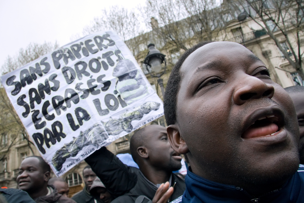 Súlyos összegekbe kerülnek a migránsok a francia adófizetőknek