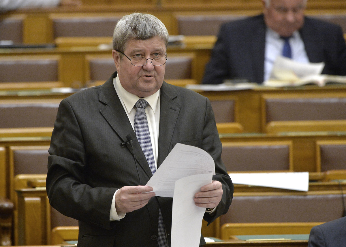 A kormány közellenségnek tekinti az inflációt