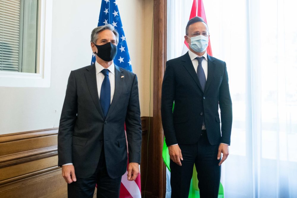 Amerikai külügyminiszter kollégájával egyeztetett Szijjártó Péter