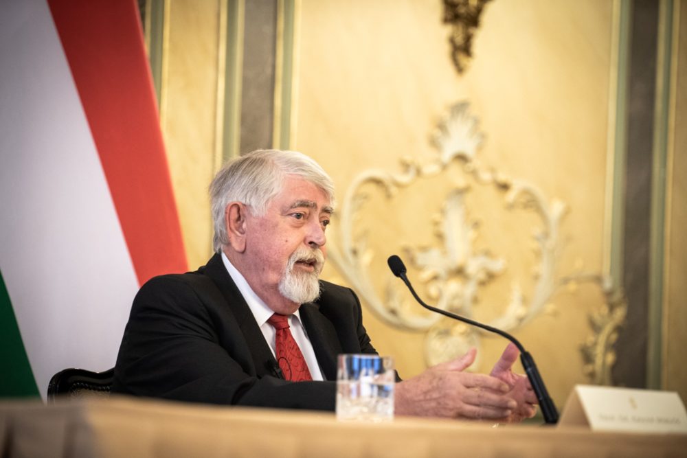 Folytatódik a Lázár Ervin-program