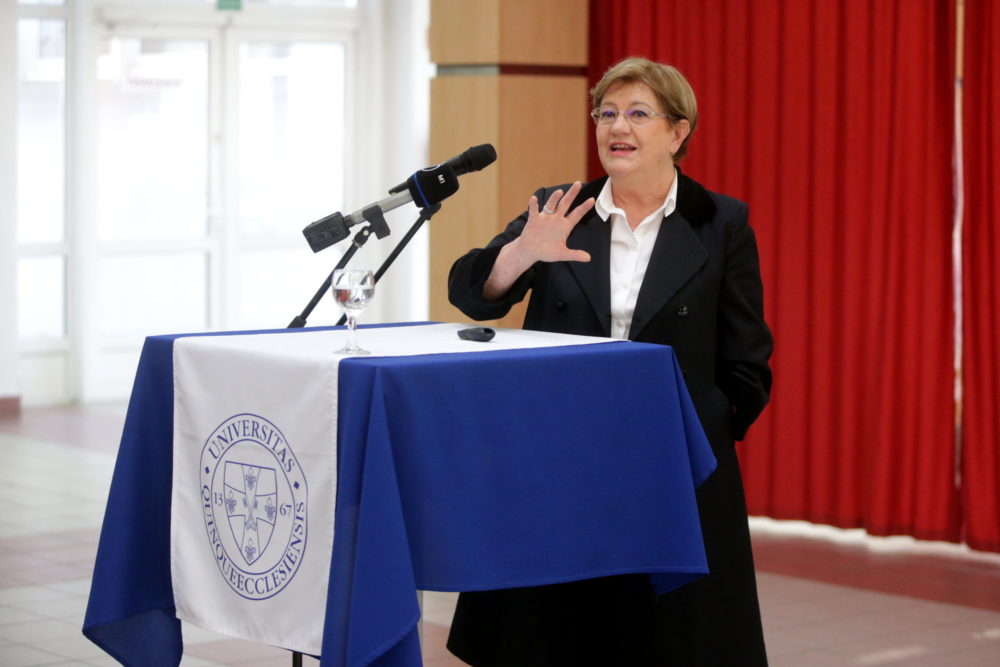 Szili Katalin: A jövő nemzedék megóvását szolgálja az alaptörvény