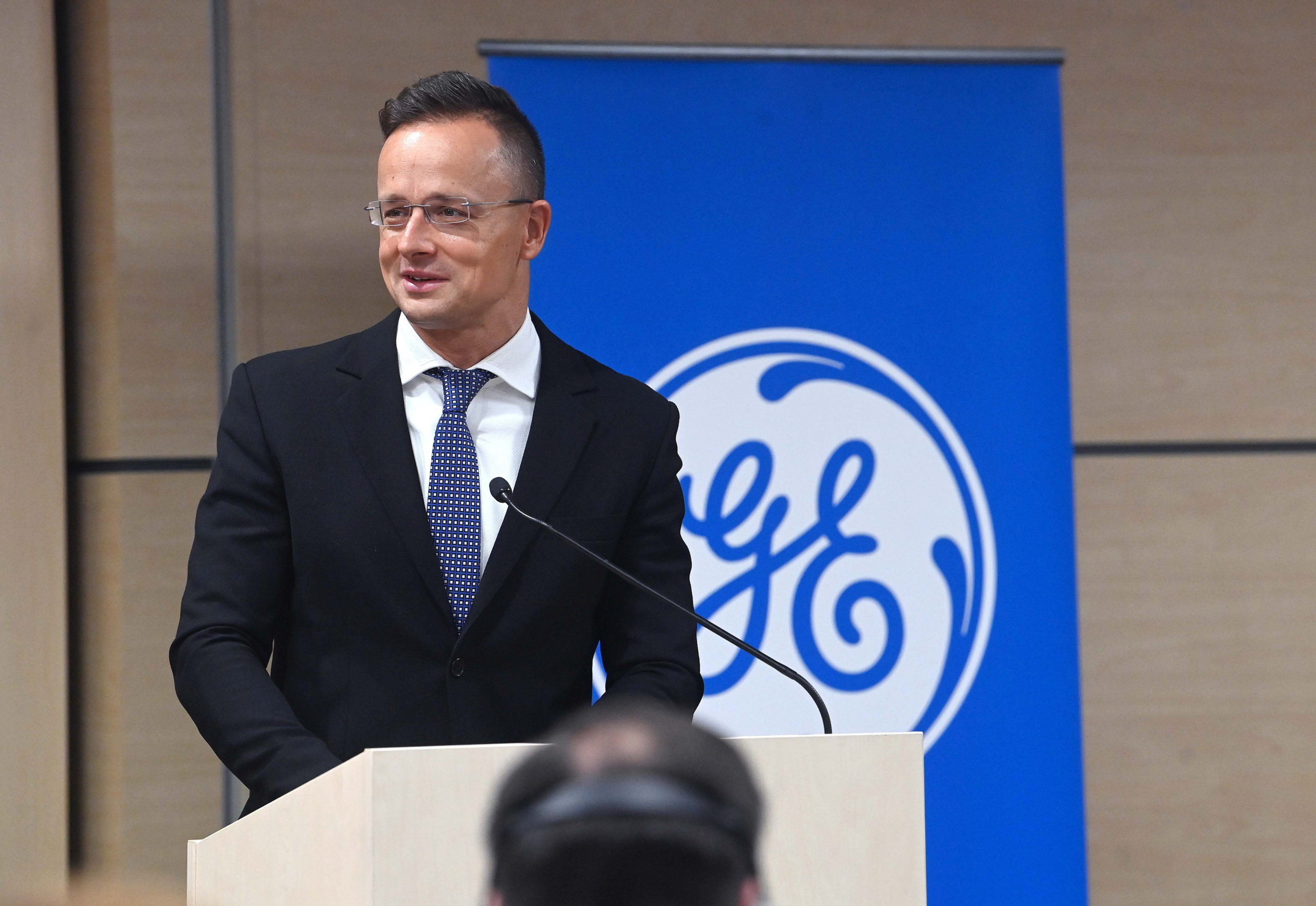 Száz új munkahelyet létesít Veresegyházon a General Electric