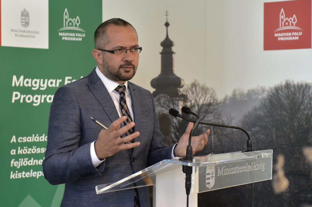 A kistelepüléseken lakók életkörülményeit is javítja a kormány
