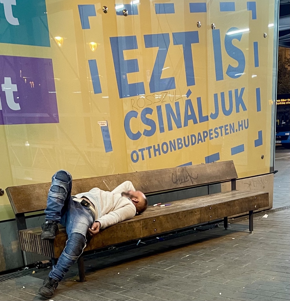 Hajléktalanok helyzete: a baloldalon szitokszó a rendpártiság (videóval)