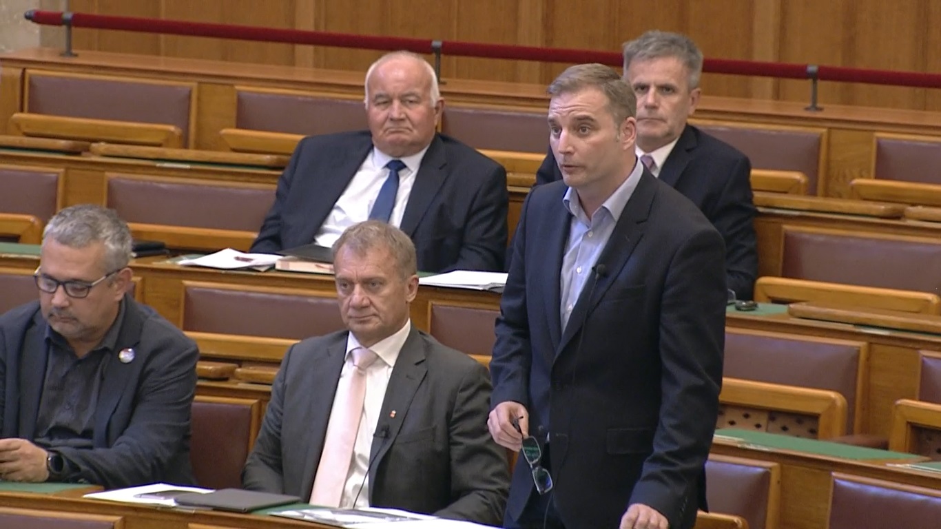 Ahol a baloldal hatalomra kerül, ott migránsbetelepítés van, nem biztonság