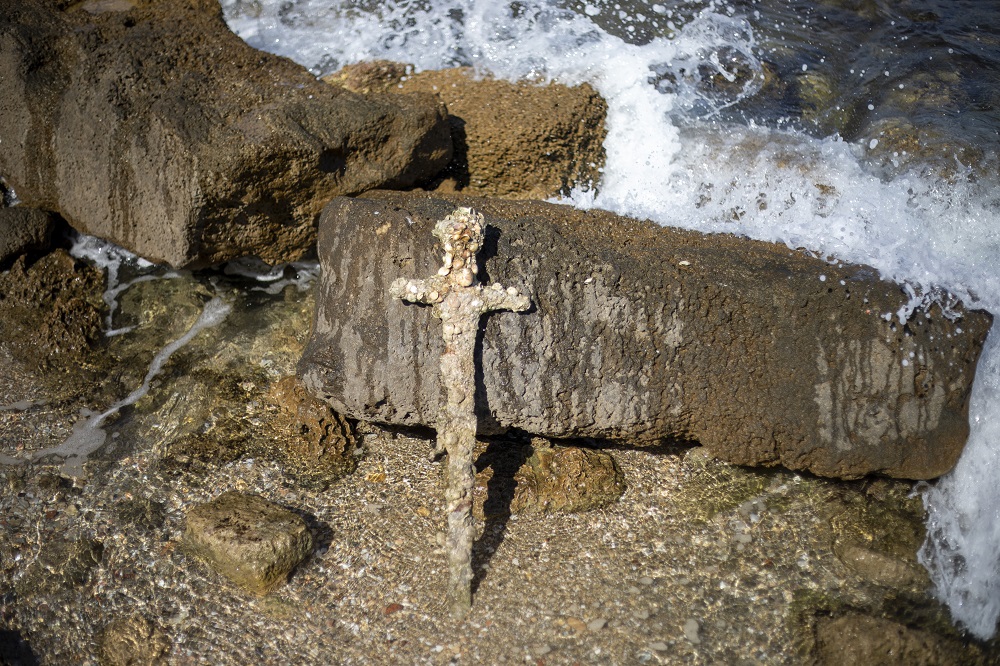Középkori kardlelet Izraelben