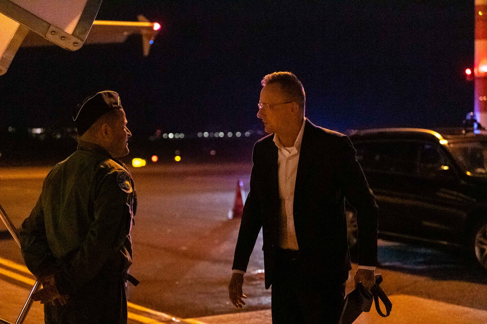 Segítenünk kell Líbiát határai megvédésében