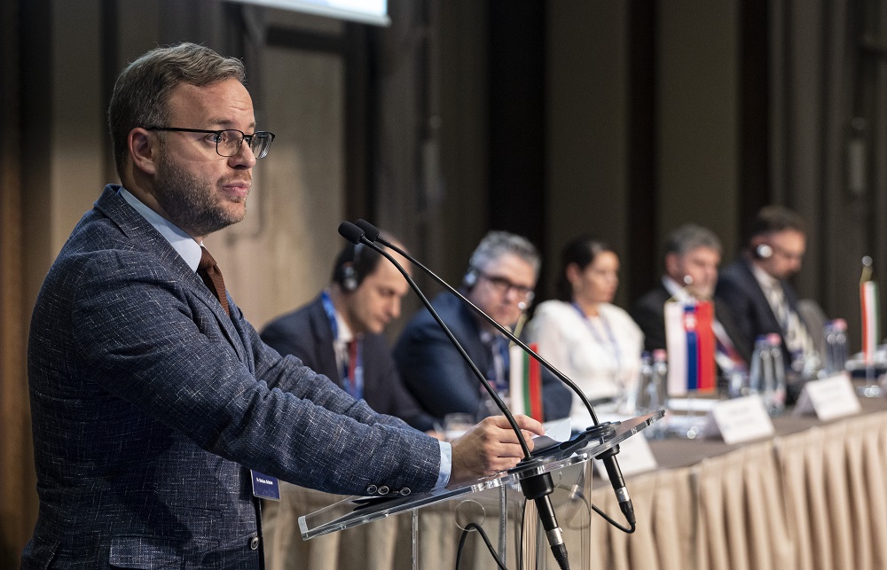 Orbán Balázs: egy ország szuverenitása az innováció révén megerősíthető