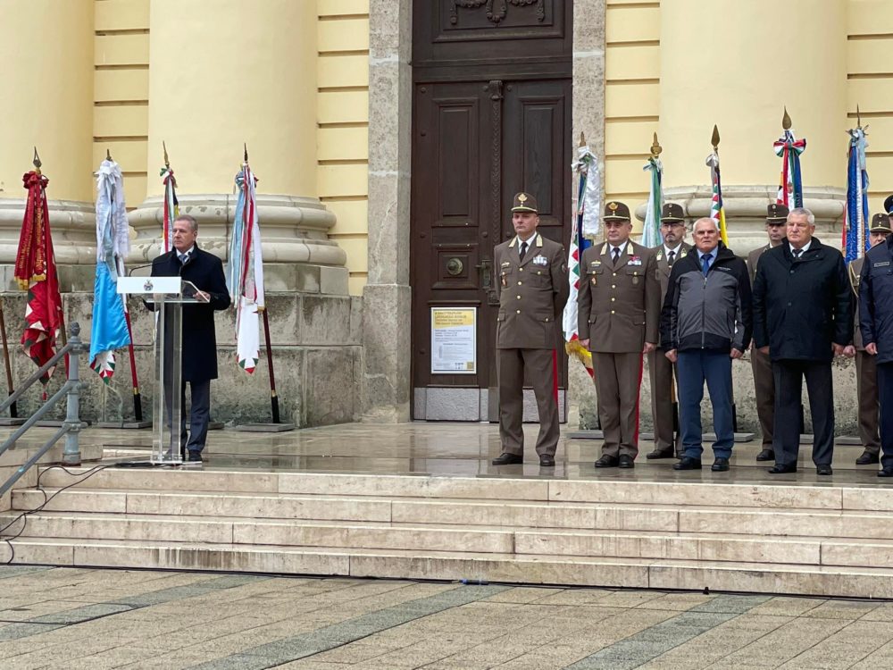 A változó biztonsági helyzet kihívás minden országnak