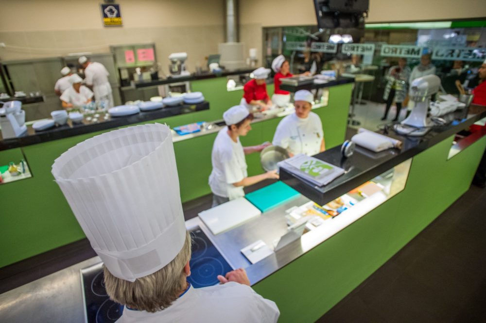 Emelni kell a magyar termékek arányát a közétkeztetésben