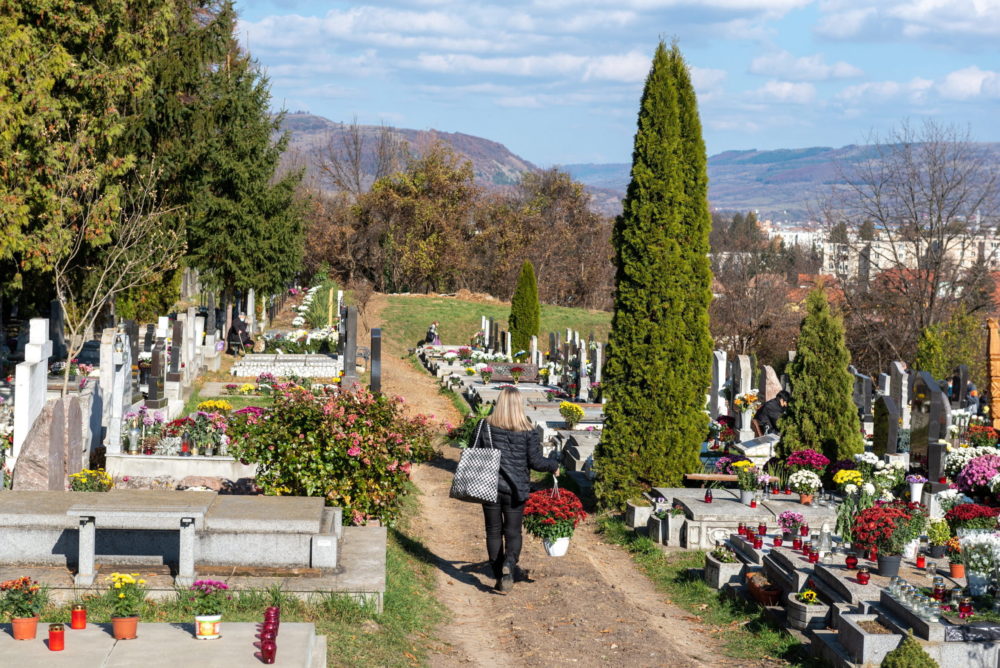 KDNP: Mindannyiunkat gondolkodásra késztet mindenszentek napja