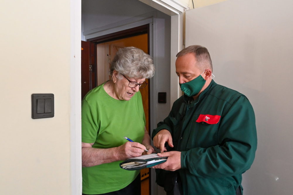 Péntek estig az érintettek többsége megkapja a nyugdíjprémiumot