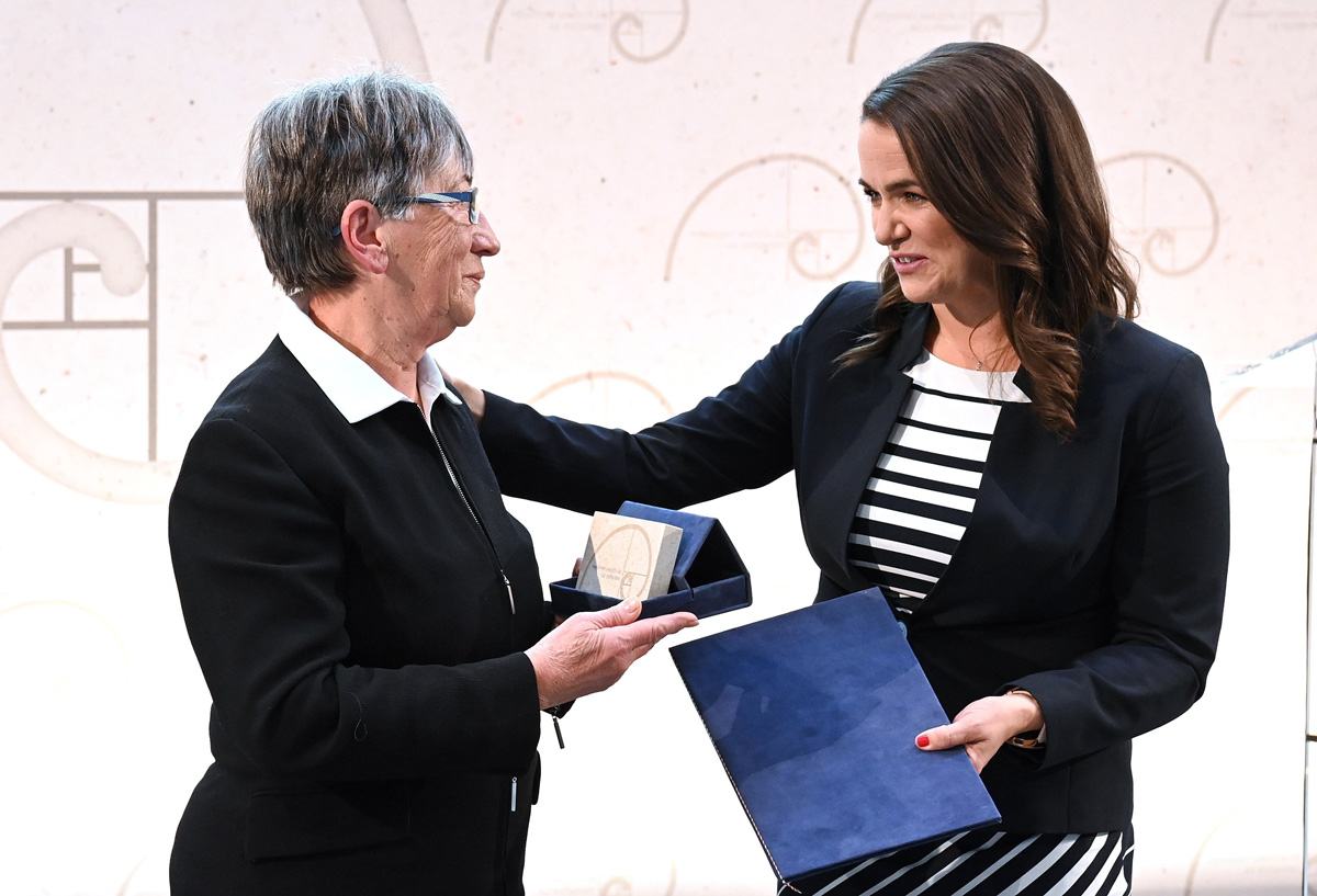 A különböző korosztályokat nem szabad egymással szembe állítani