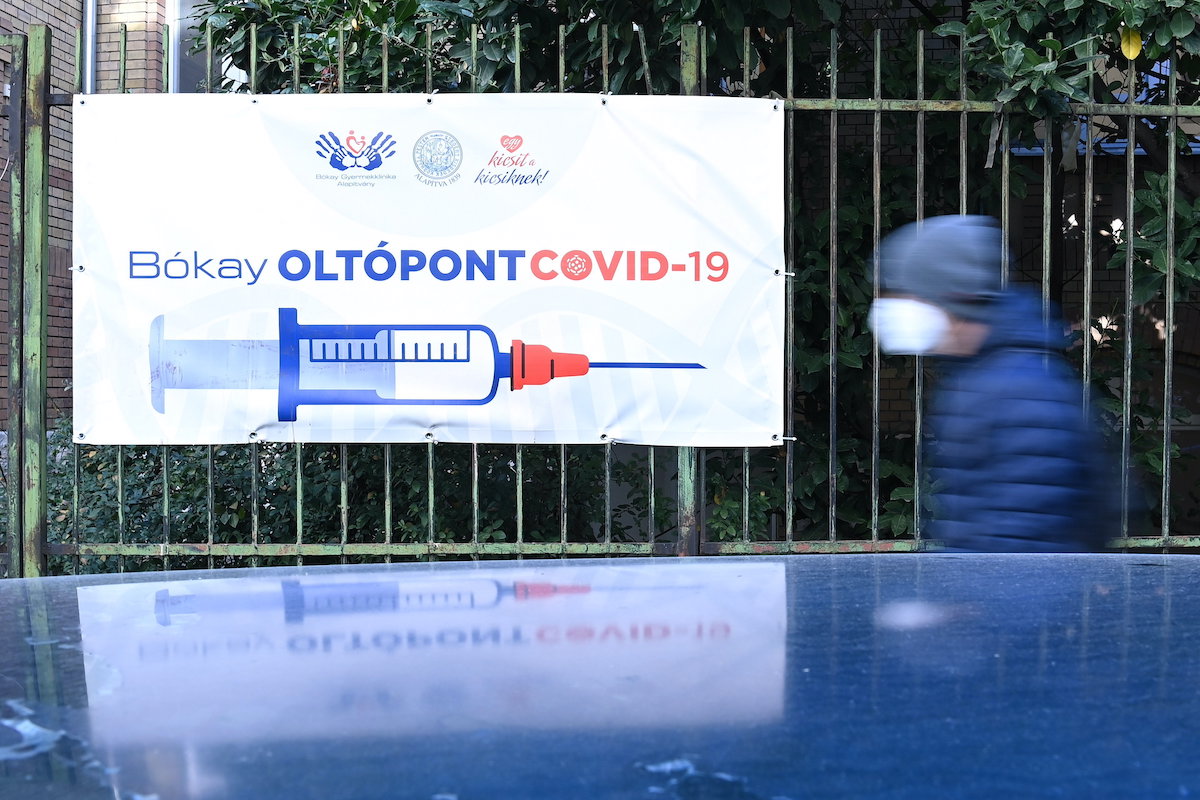 A Semmelweis Egyetem bővítette oltópontjai számát