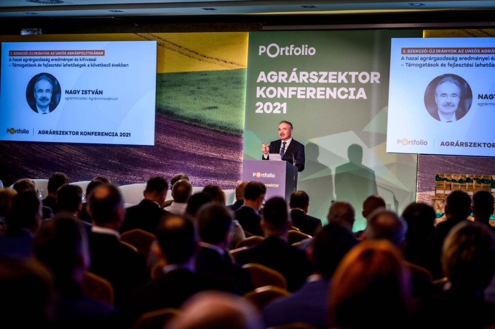 Az agrárium a nemzetgazdaság kiemelkedő fontosságú stratégiai ágazata