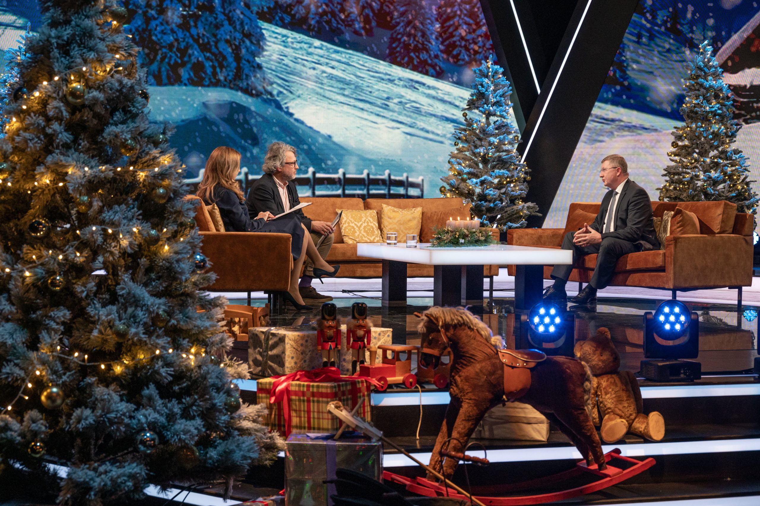 Több mint 304 millió forint gyűlt össze estig