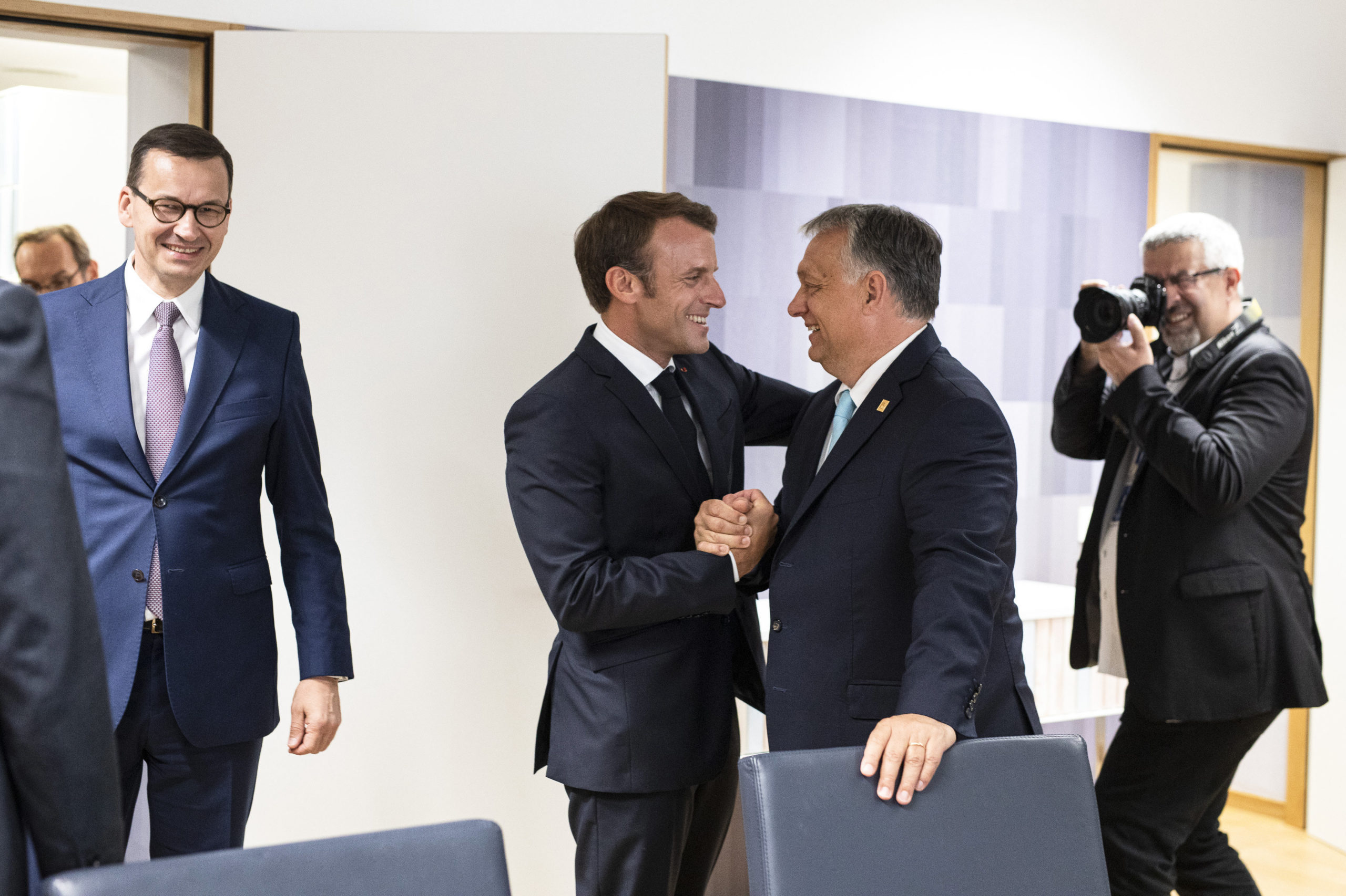 Emmanuel Macron: Orbán politikai ellenfél, de európai partner