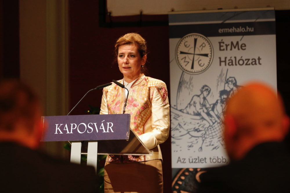 Herczegh Anita: Nem hagyjuk magukra a Covid-árvákat