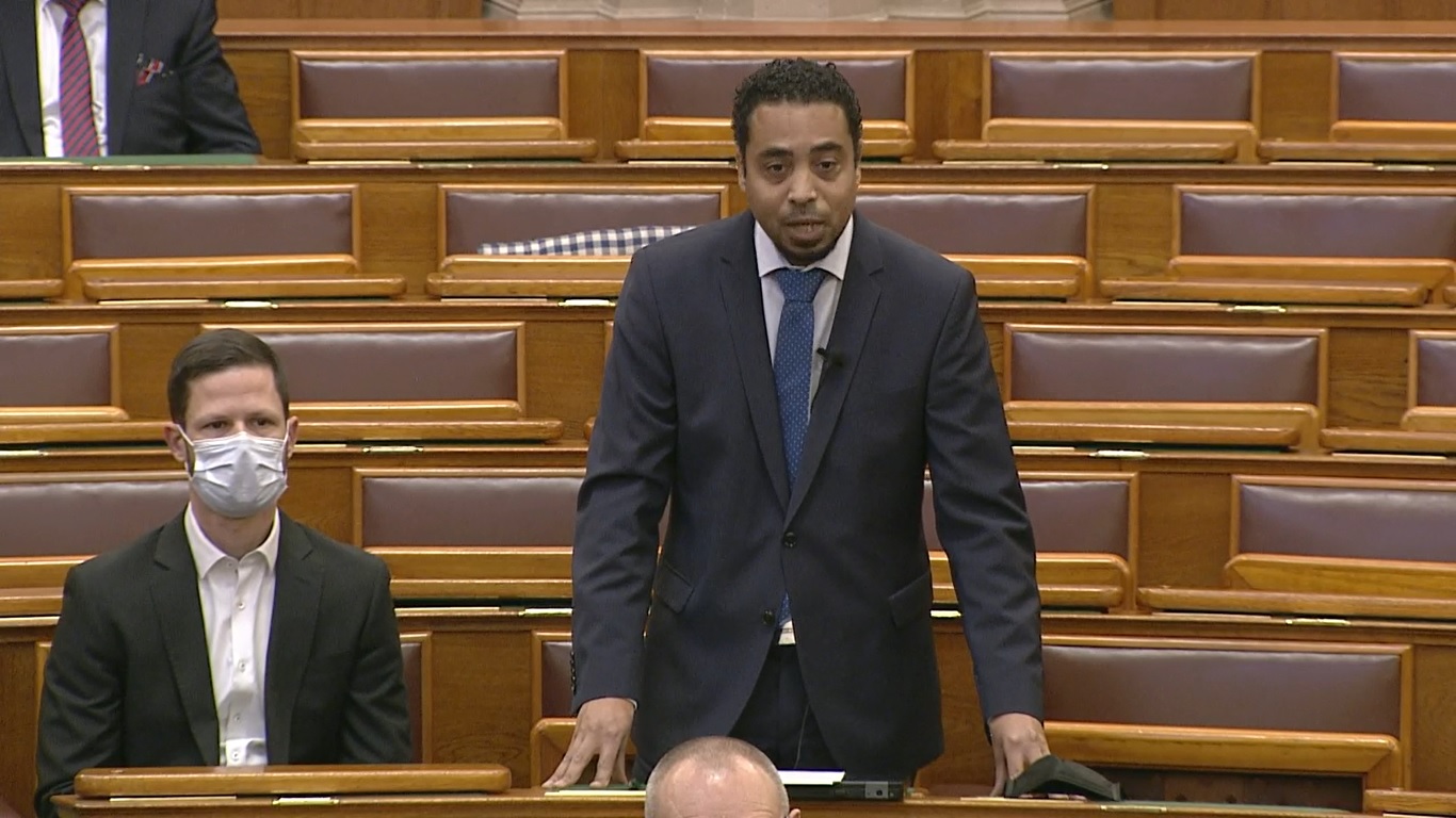 Kocsis-Cake Olivio: A magyarok nem kérnek a Frankenstein-koalícióból