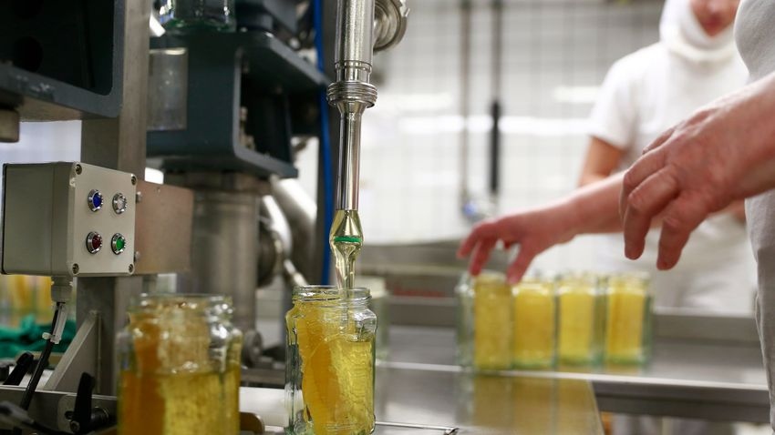 Ismét a hamis méz ellen harcolnak a hatóságok