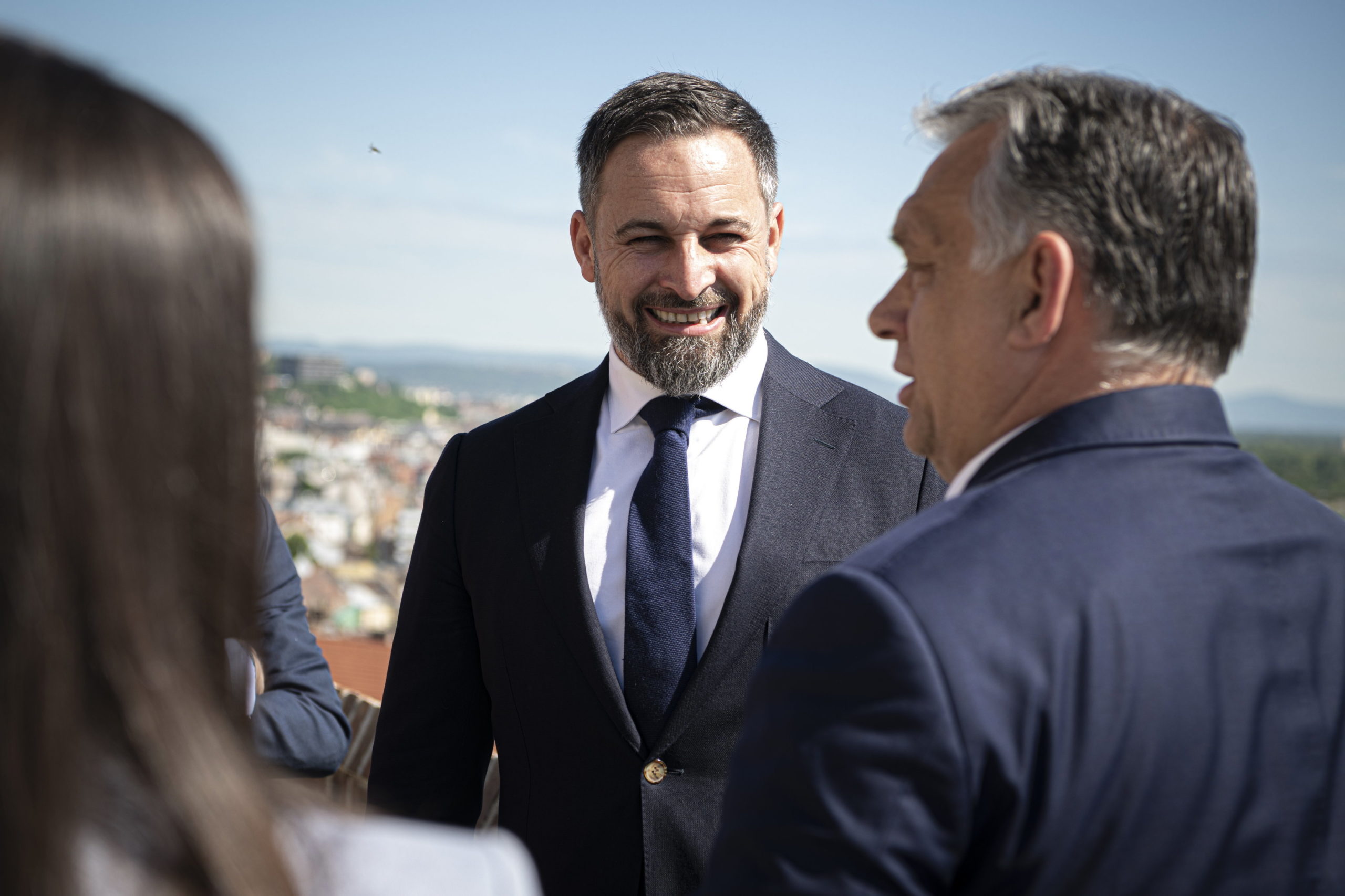 A spanyol jobboldal a magyarhoz hasonló családvédelmi tervvel kampányol