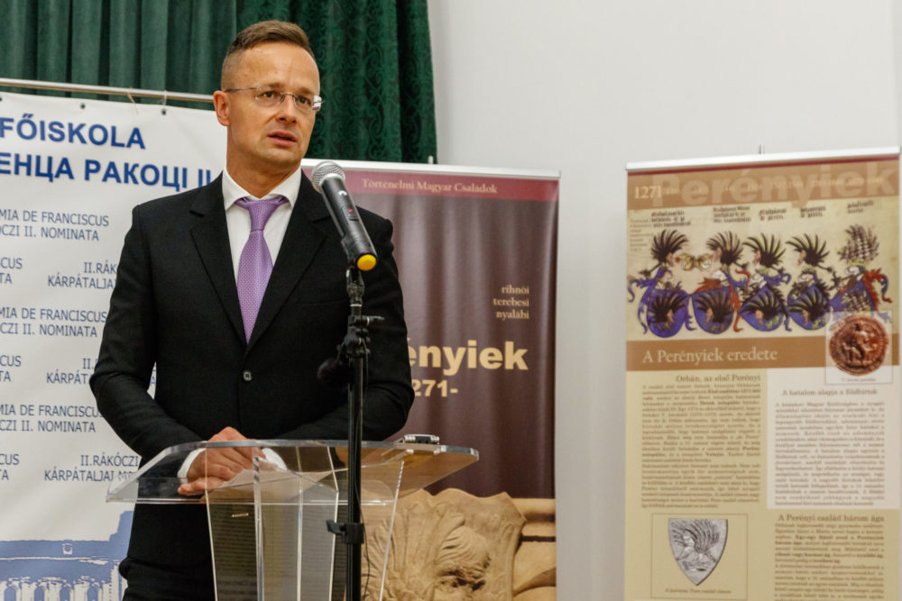 Elfogadhatatlan a magyar közösség jogainak csorbítása Ukrajnában