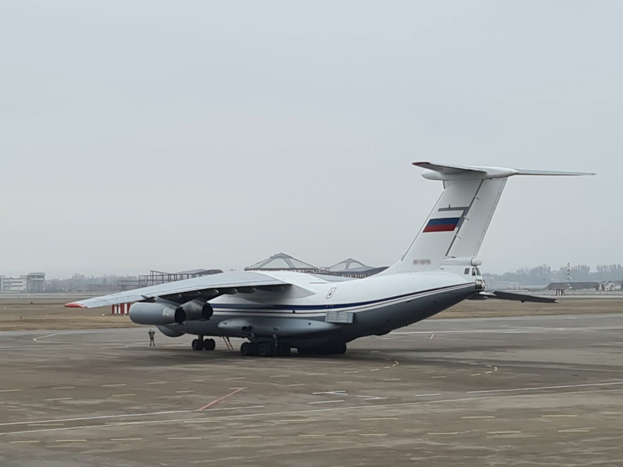 Felszállt Almatiban a magyarokat szállító repülőgép