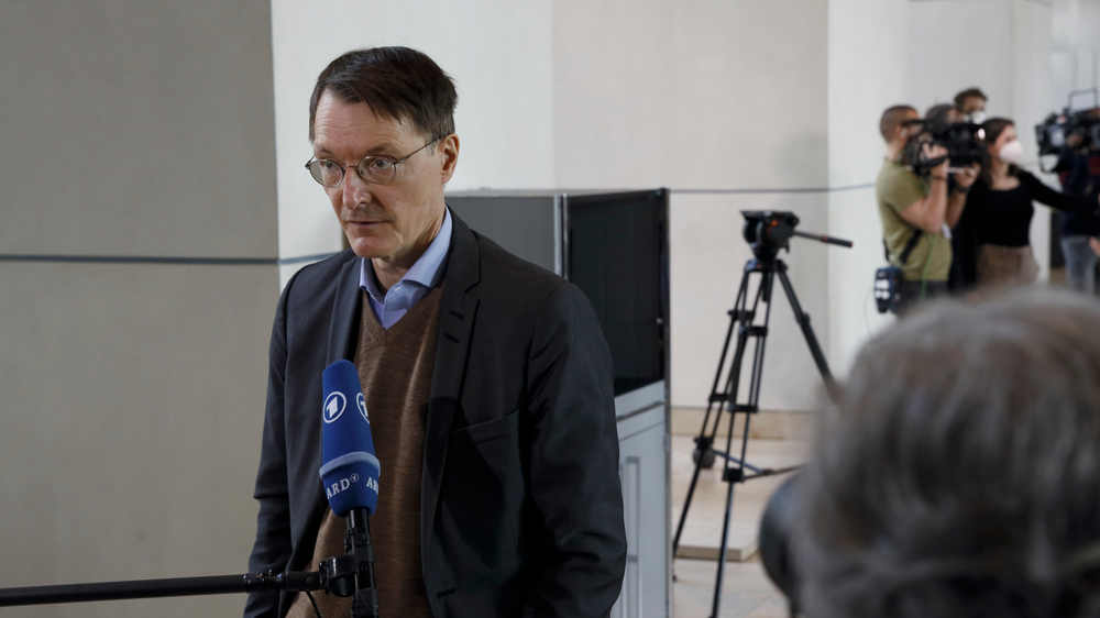 Német miniszter: az oltási kötelezettség szükséges és arányos intézkedés