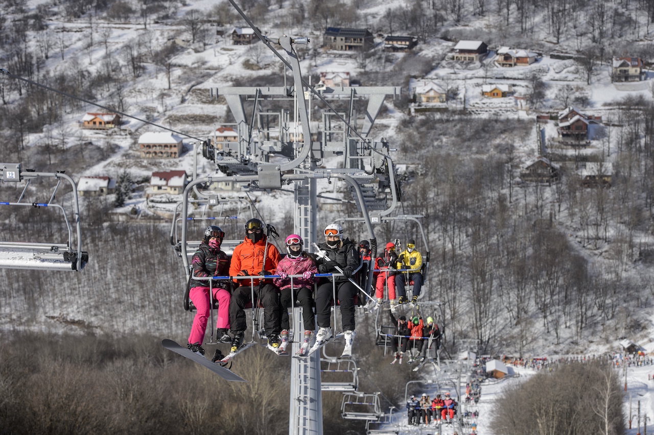 Hideg alig, hó alig