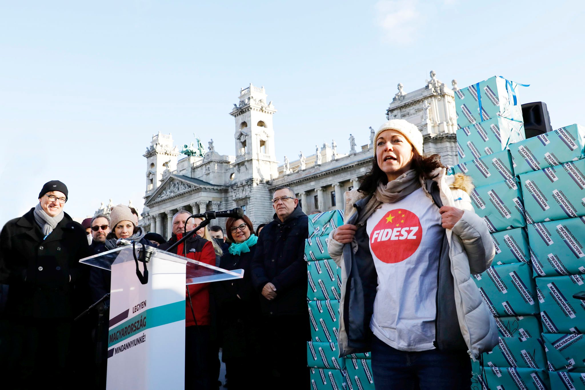 Political Capital: nem lehet áprilisban megtartani az ellenzéki népszavazást