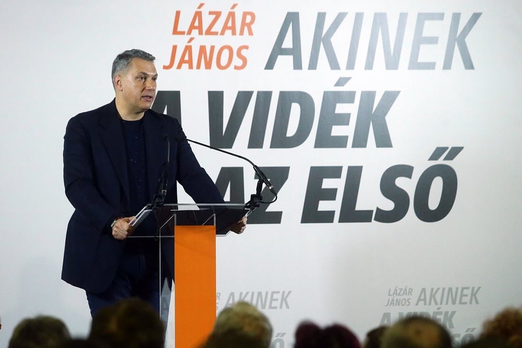 Lázár János: „A hamis megváltók gyorsan megbuknak”