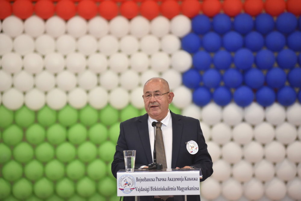 A VMSZ átadta listáját a szerbiai parlamenti választásokhoz