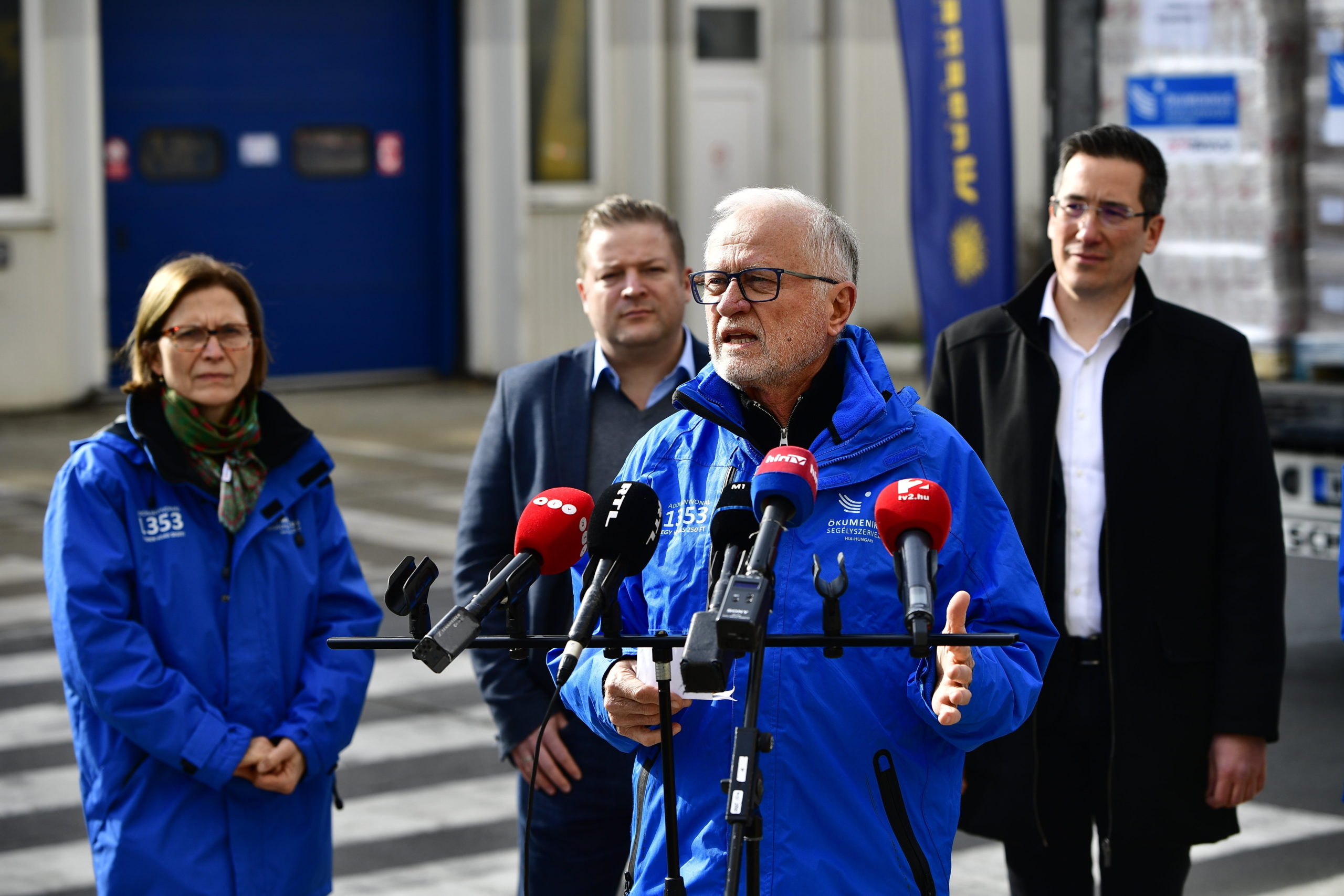 Útnak indult az Ökumenikus Segélyszervezet segélyszállítmánya Kárpátaljára