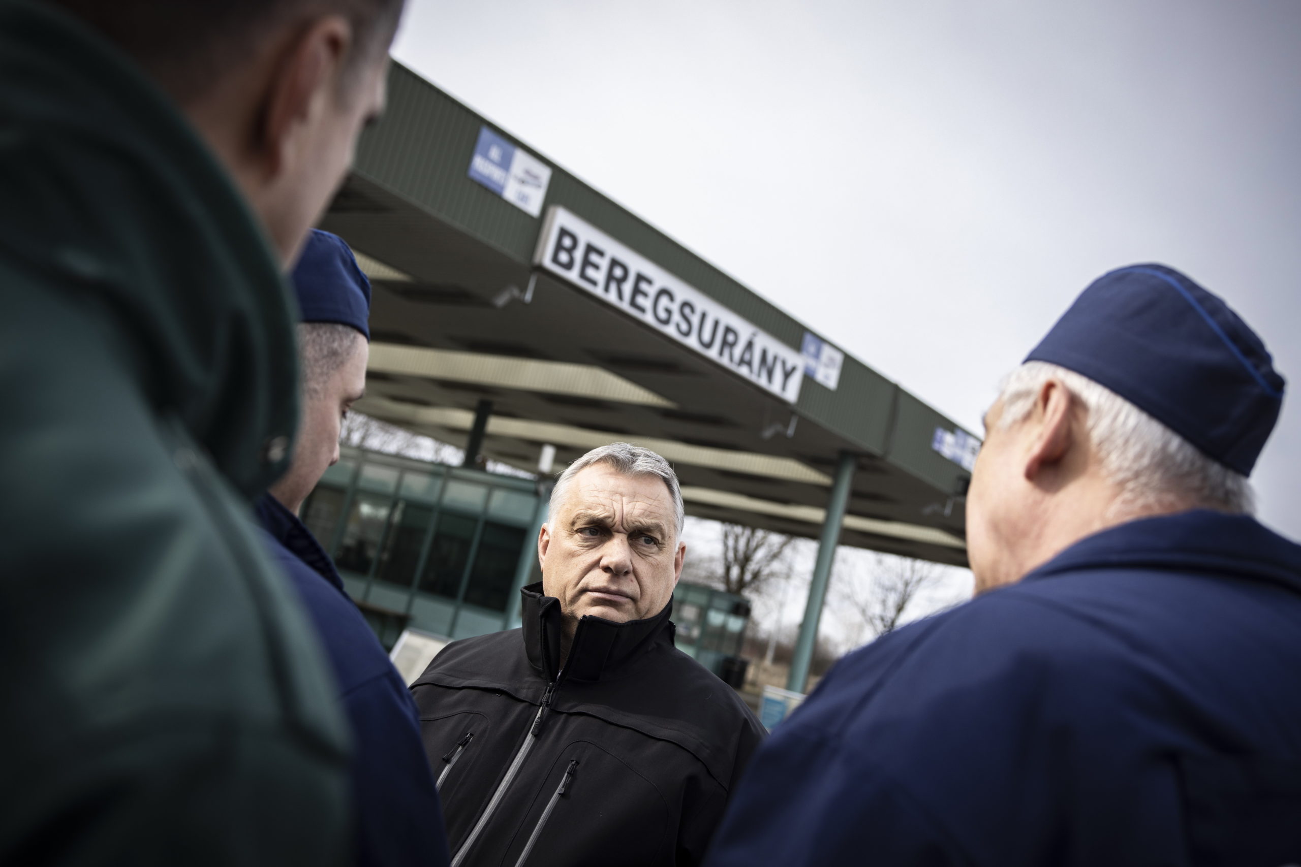Orbán Viktor: az Ukrajnából érkezők baráti helyre jönnek