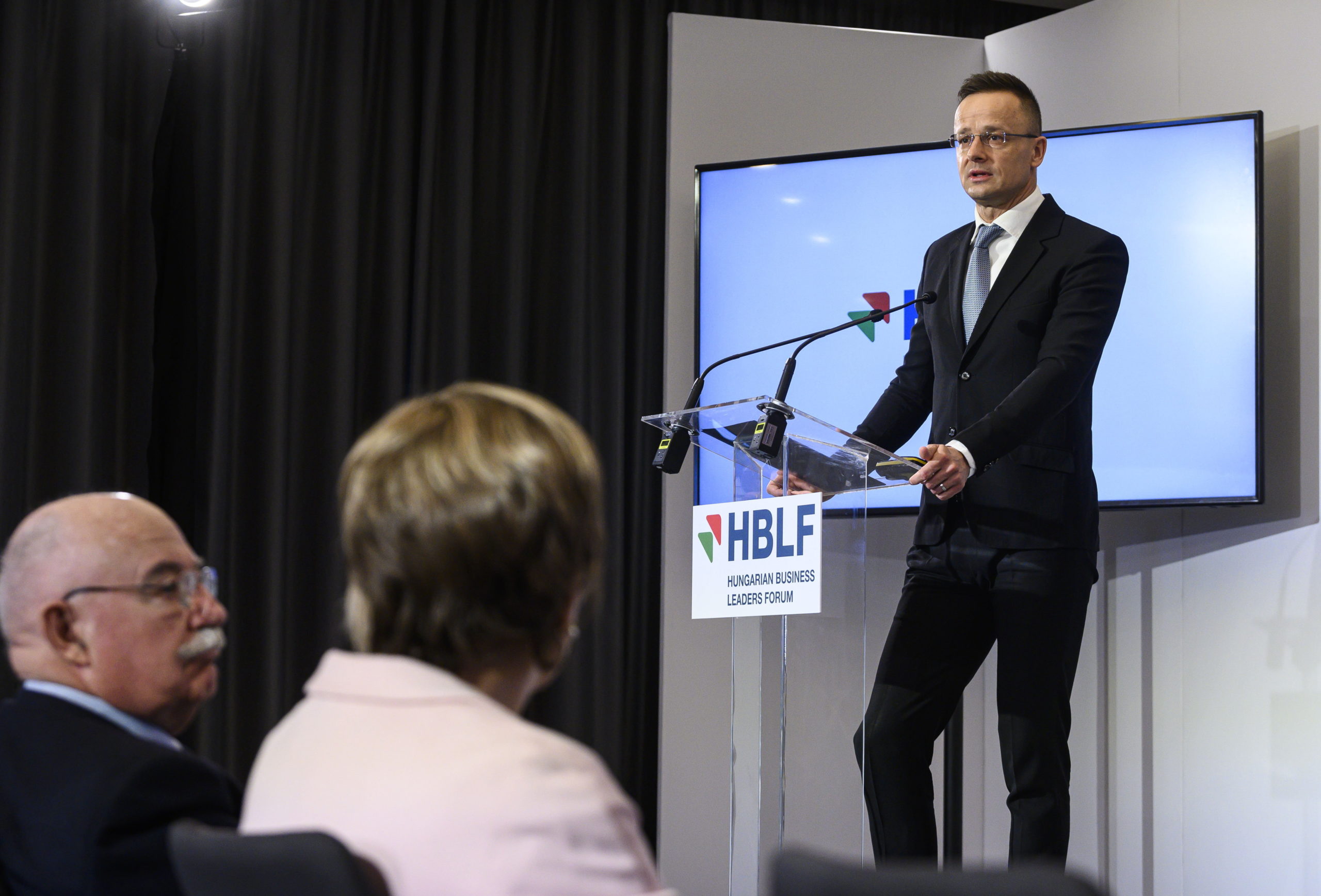 A magyar modell hatékonyan működik a legnagyobb kihívásokkal szemben is