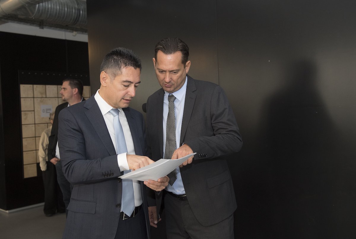 Baloldali korrupciós botrány: újabb szocialista politikus kaphatott pénzt