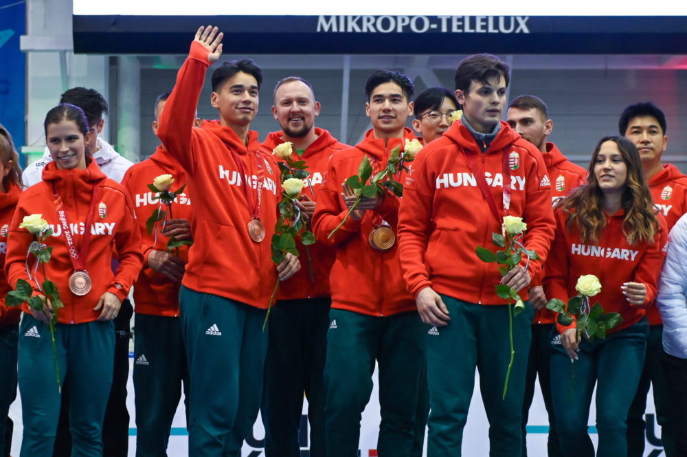 Hazaérkezett a magyar rövidpályás gyorskorcsolya-válogatott