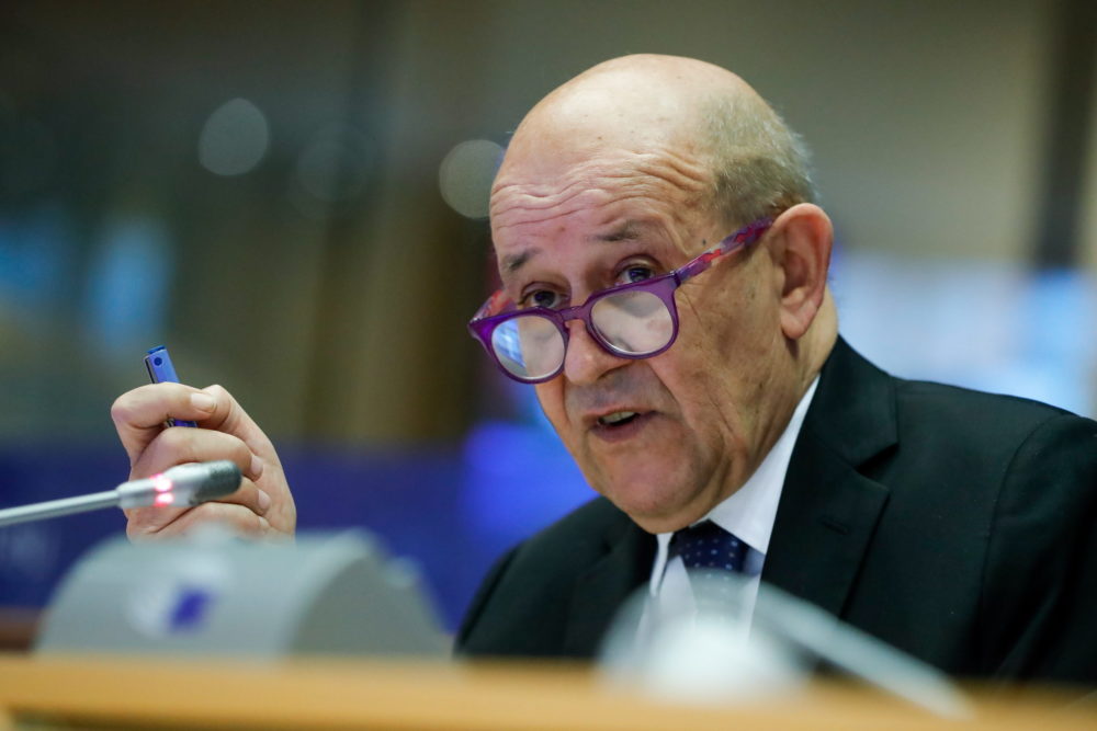 Párizs arra figyelmeztette Moszkvát, hogy a NATO is nukleáris hatalom