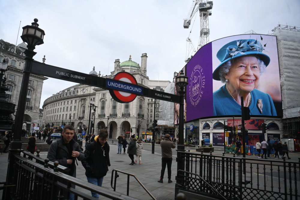 Enyhítették a terrorellenes készültséget Nagy-Britanniában